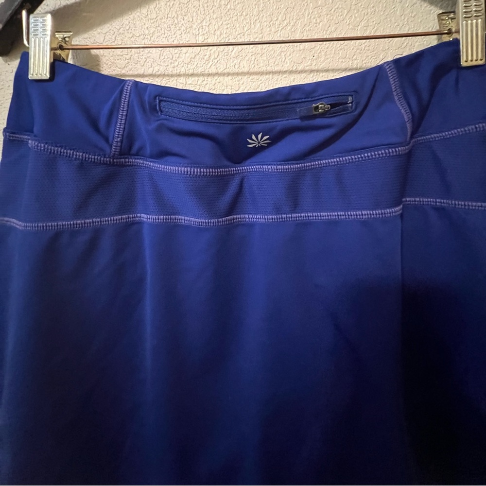 TENNIS WOMAN BLUE Athleta Active Skirt Shorts - Picture 4 of 5
